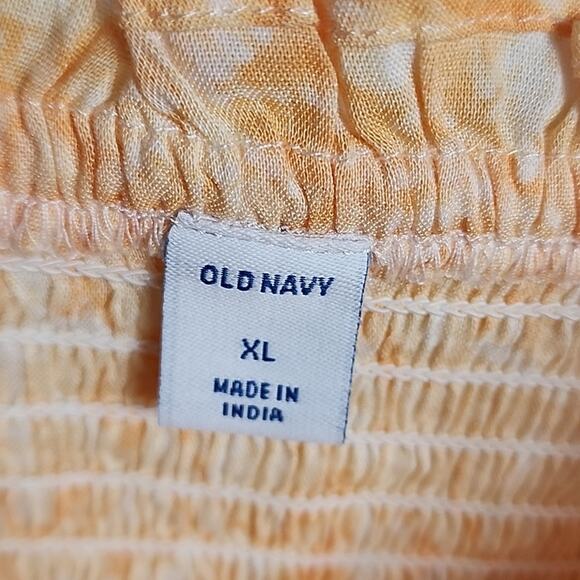 Old Navy Smocked Tank, NWT, XL - Picture 6 of 7